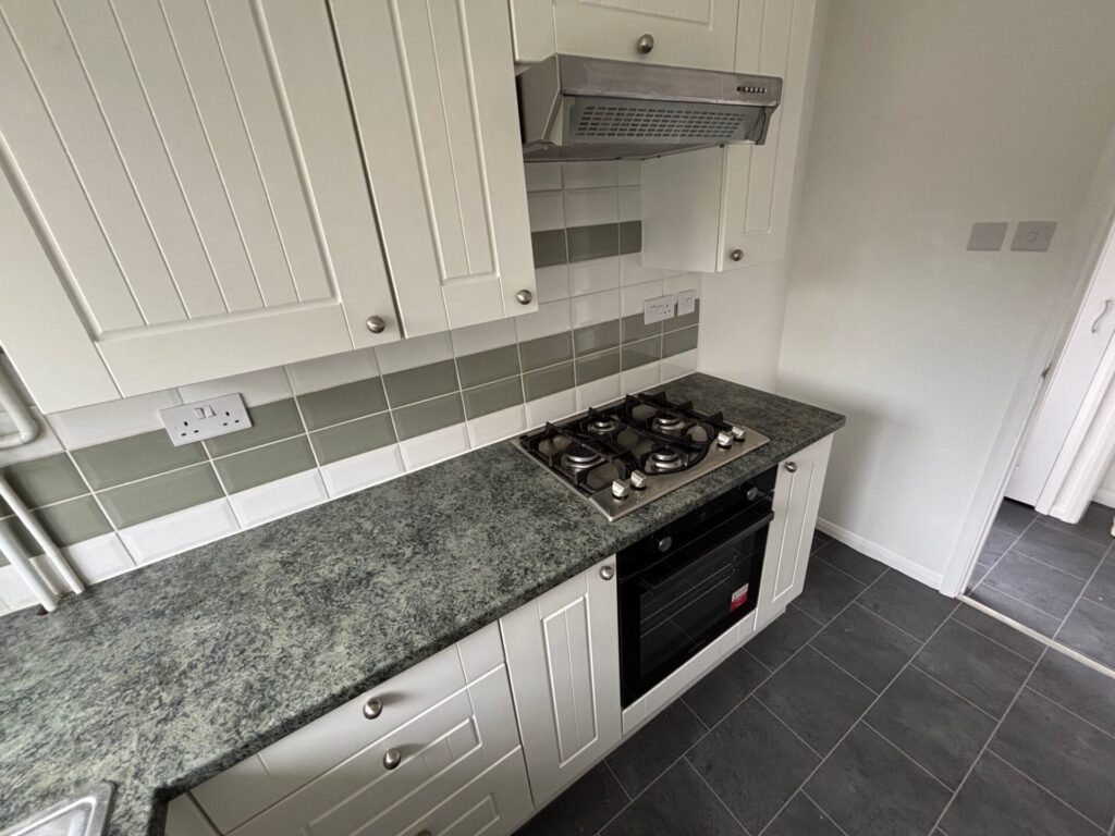 Barnfield Drive - Plymouth - Devon - PL7