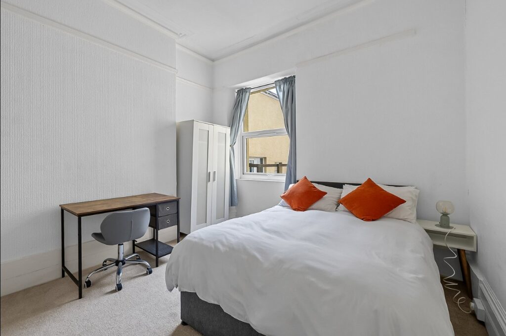 Addison Road - Plymouth - Devon - PL4