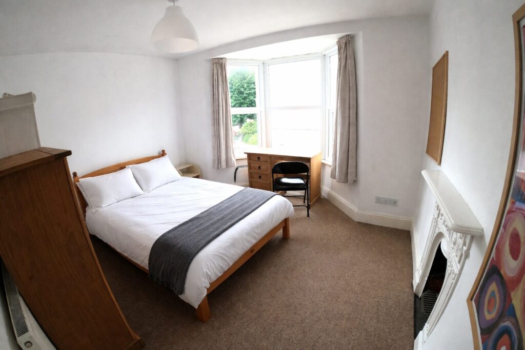 Salisbury Road - Plymouth - Devon - PL4