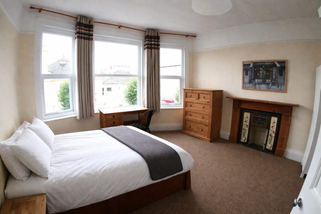 Salisbury Road - Plymouth - Devon - PL4