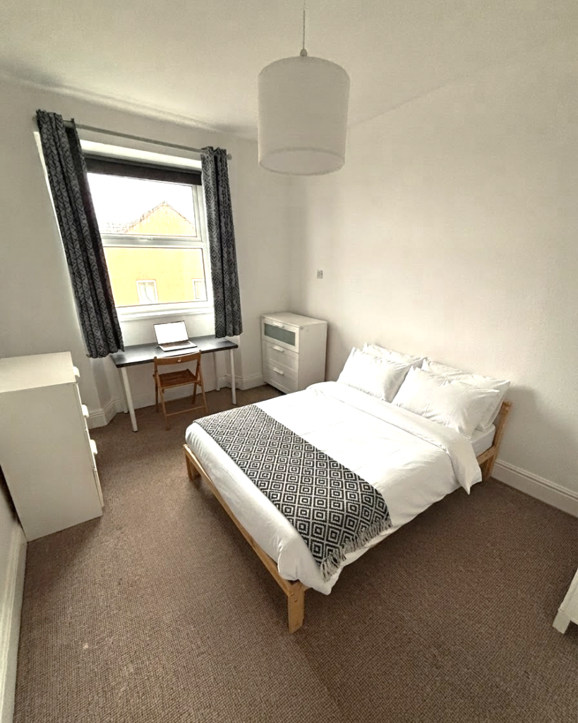 Clifton Place - Plymouth - Devon - PL4