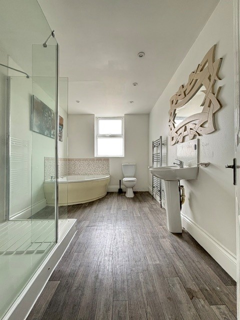 Clifton Place - Plymouth - Devon - PL4